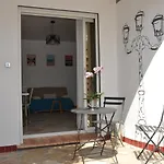 Maison Les Agapanthes Couette-café 3*