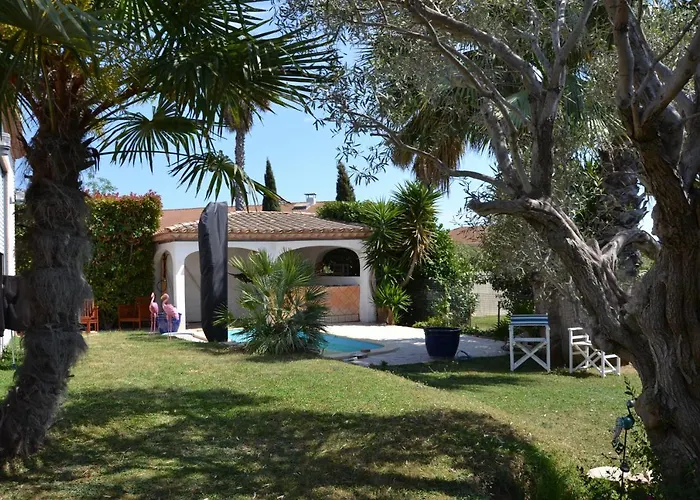 Maison Les Agapanthes Panzió 3*